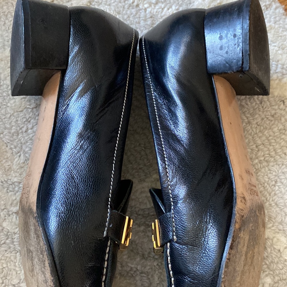 Authentic Prada loafers - Picture 4 of 7